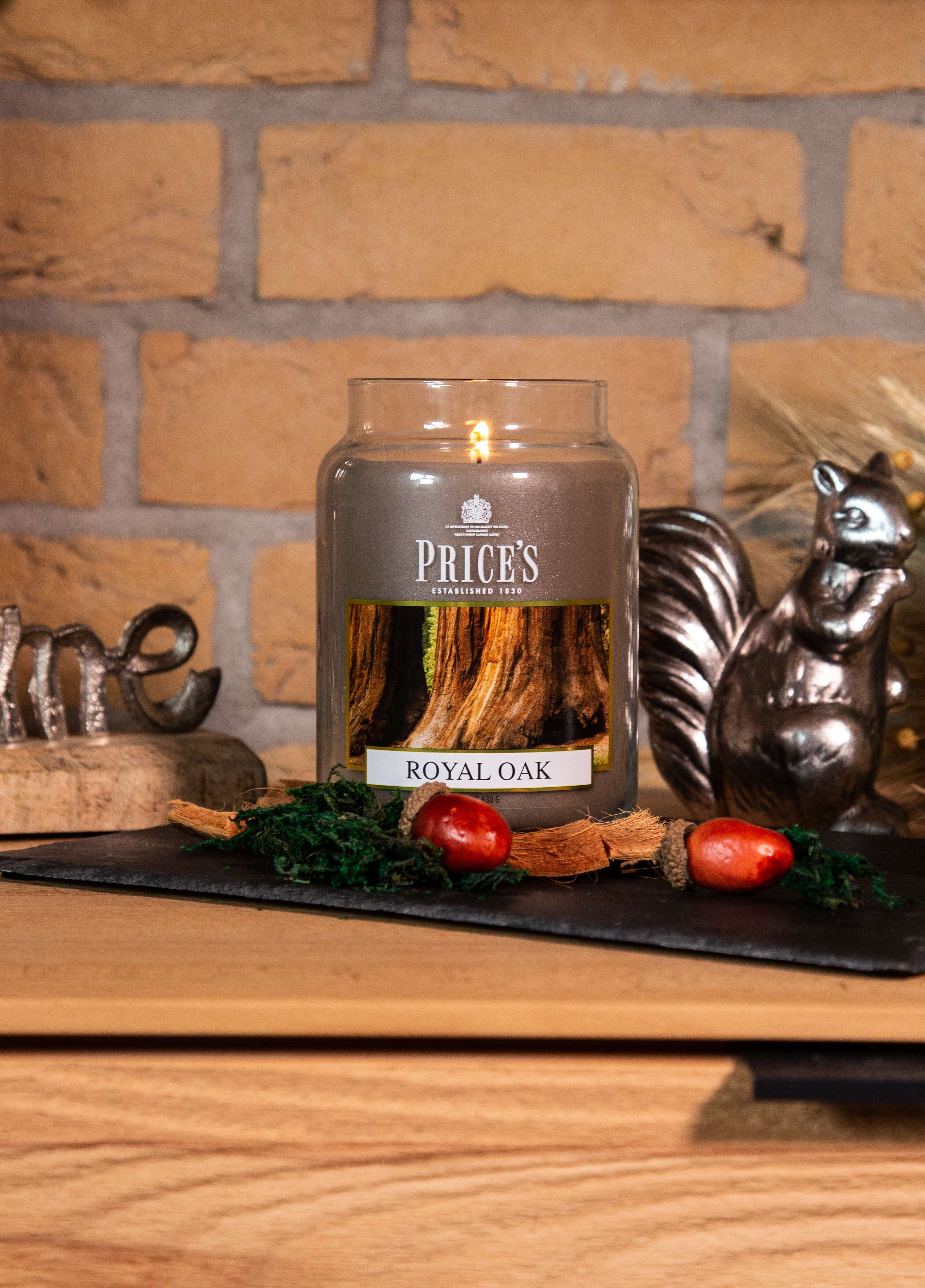 Prices Candle "Royal Oak" 630g   